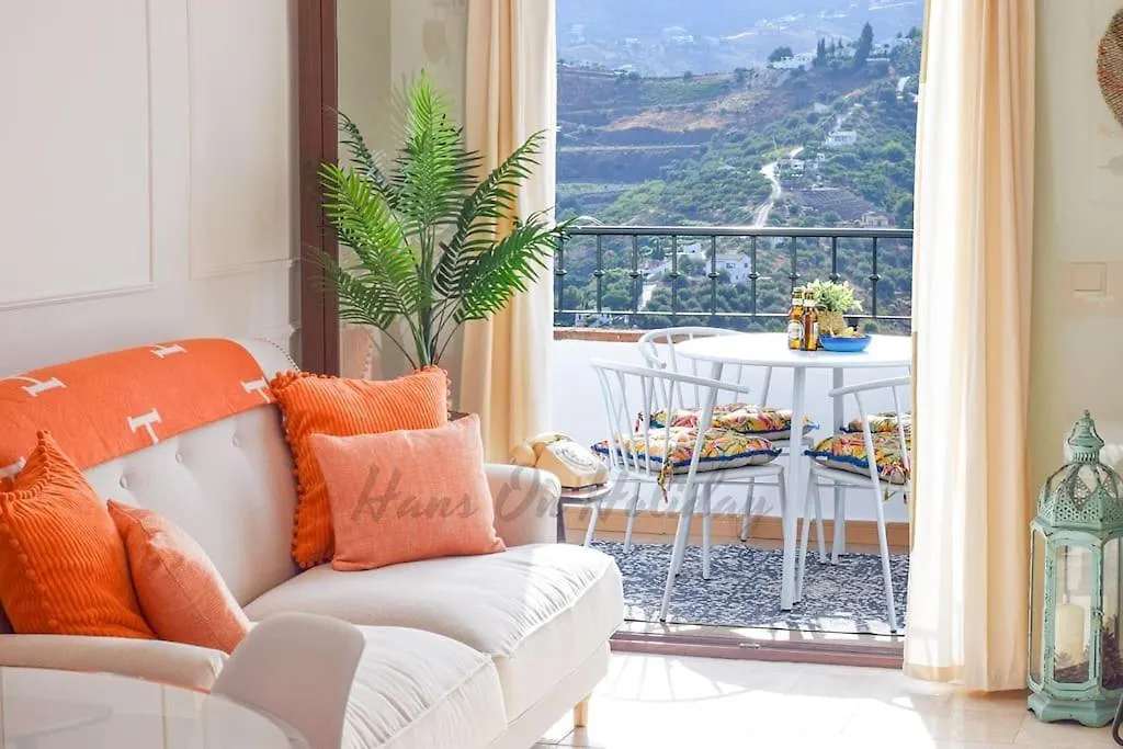 Piso Amaranta, Frigiliana Modern 2 Bedroom, 2 Bathroom Apartment With Air Conditioning And Pool Hansonholiday Rentals Espagne