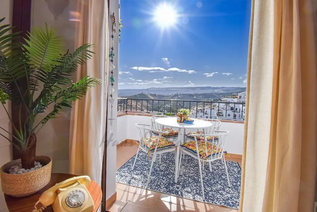 Piso Amaranta, Frigiliana Modern 2 Bedroom, 2 Bathroom Apartment With Air Conditioning And Pool Hansonholiday Rentals